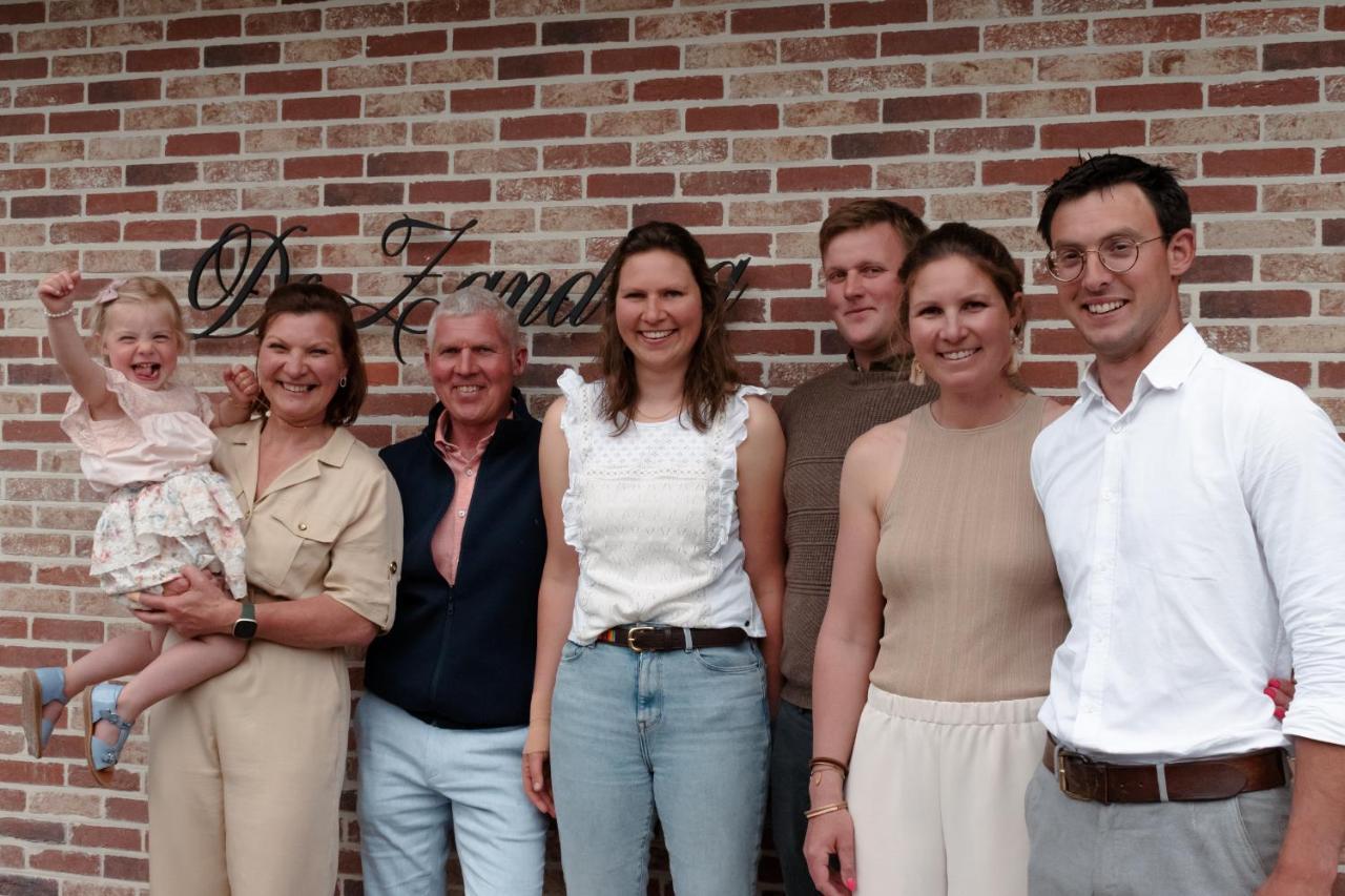 Vakantiehoeve 'De Zandrug' Stekene Exterior foto